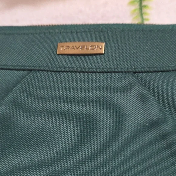 TRAVELON WALLET - Picture 2 of 5